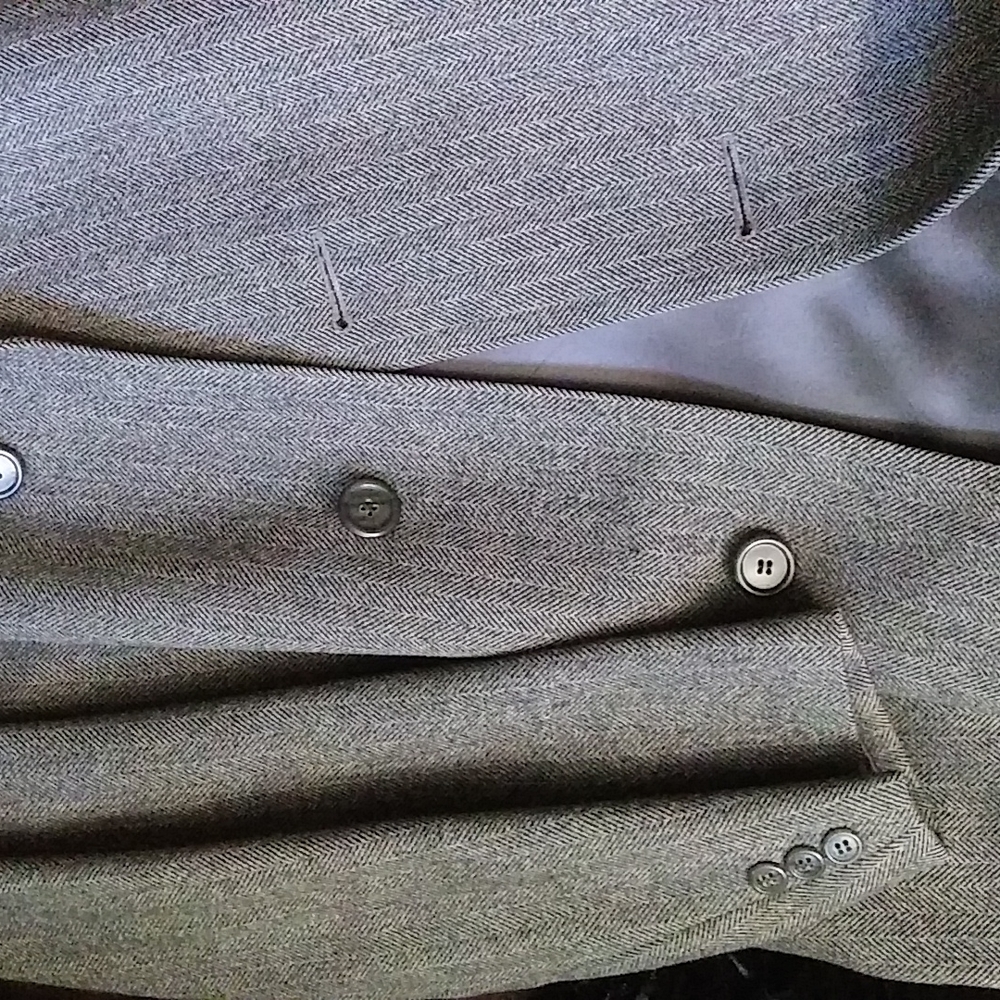 Strathmore Coat - Picture 4 of 9